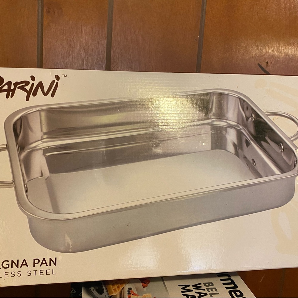 Parini Brand Stainless Steel Lasagna Pan   NEW NEVER USED!